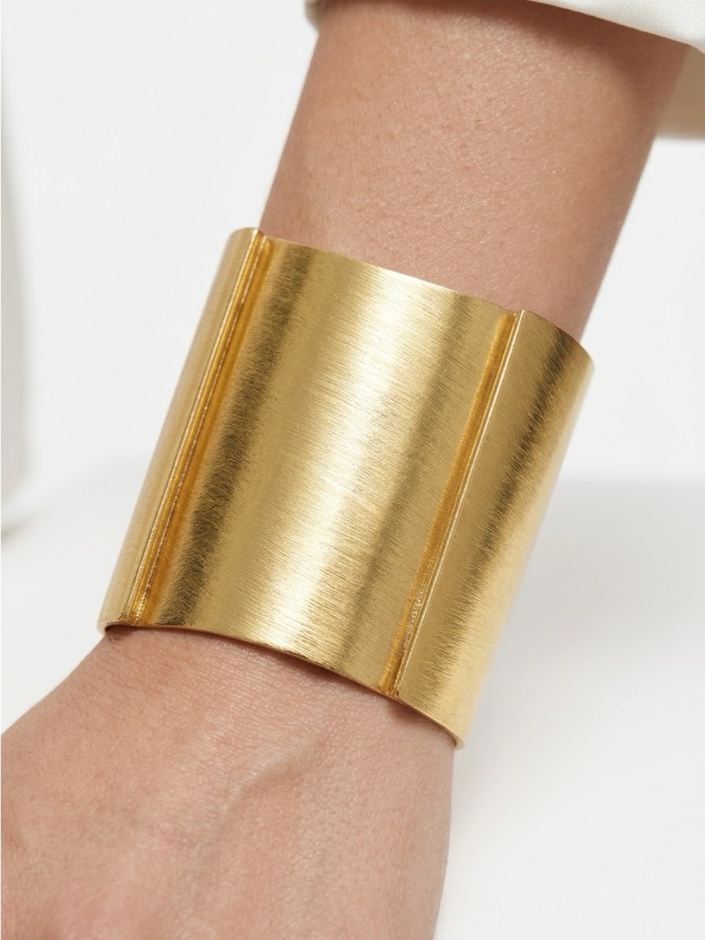 Vintage 80s Gold Structural Wide Cuff Bracelet